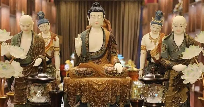 Nghi Thức Kinh Sám tụng Hối Hồng Danh