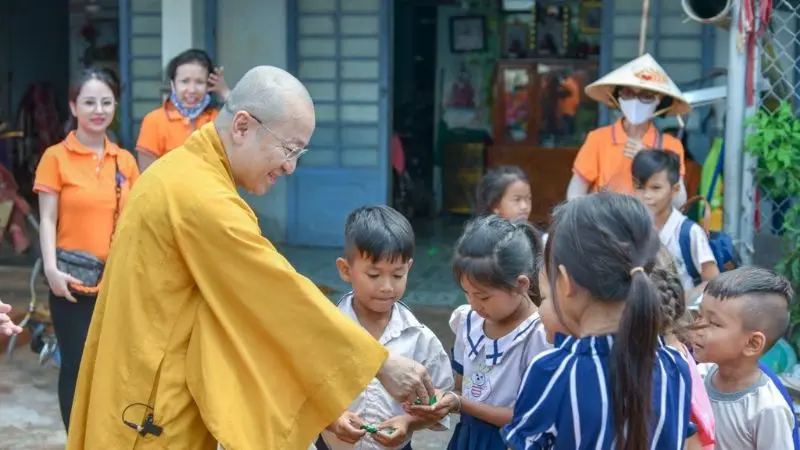 Hành Trình Tu Hành và Đạo Hành Của Thấy Thích Nhật Từ